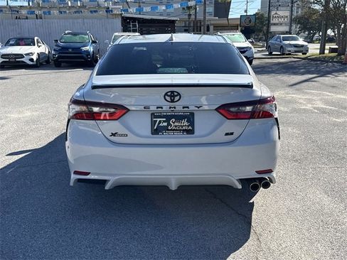Used 2023 Toyota Camry SE image 6