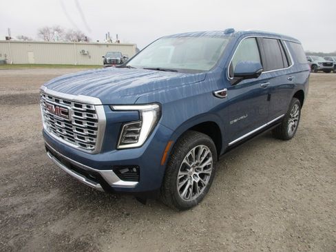 New 2026 GMC Yukon Denali image 9