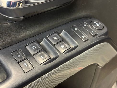 Used 2017 Chevrolet Silverado 1500 LT w/ All Star Edition image 10