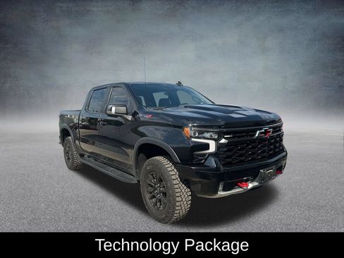 Used 2022 Chevrolet Silverado 1500 ZR2 w/ Technology Package AWD/4WD image 7