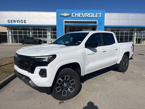 New 2026 Chevrolet Colorado Z71 image 2