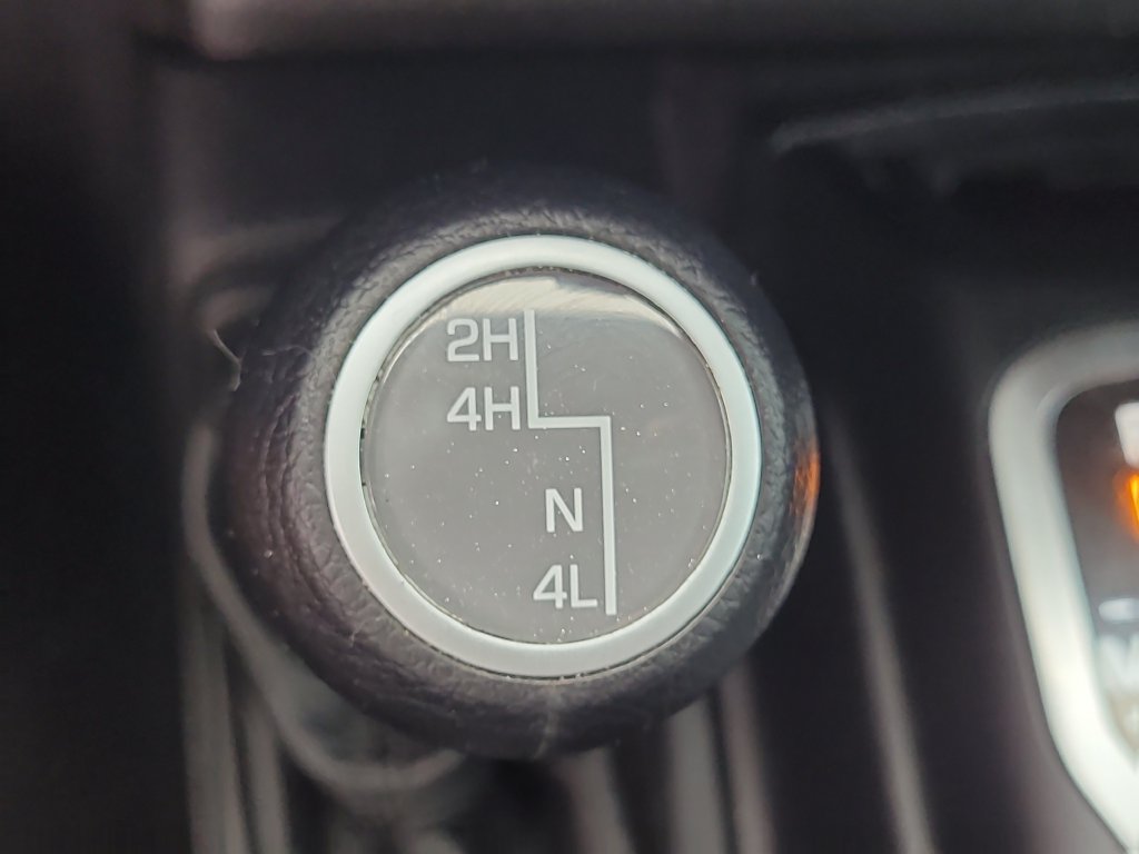 Used 2019 Jeep Wrangler Sport w/ Quick Order Package 24S AWD/4WD image 22