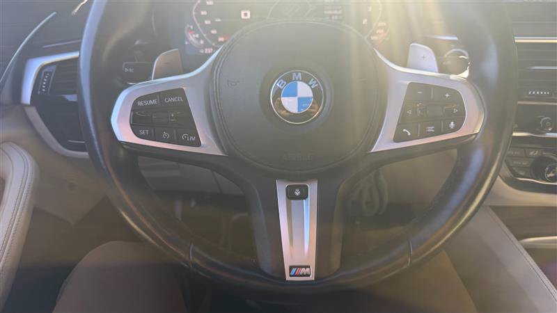 Used 2021 BMW M550i xDrive w/ Executive Package AWD/4WD image 18