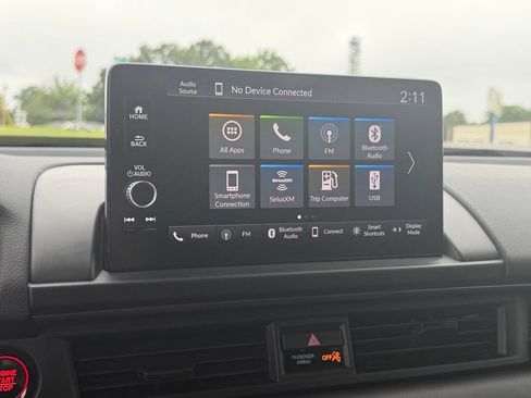 Used 2025 Honda Pilot TrailSport image 22
