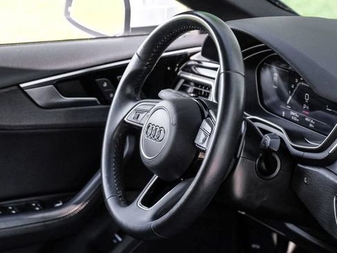 Used 2022 Audi A4 2.0T Premium Plus AWD/4WD image 18
