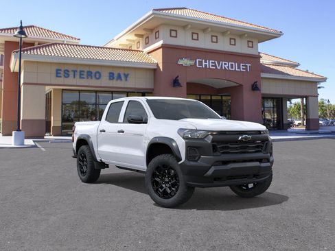 New 2026 Chevrolet Colorado Trail Boss AWD/4WD image 1