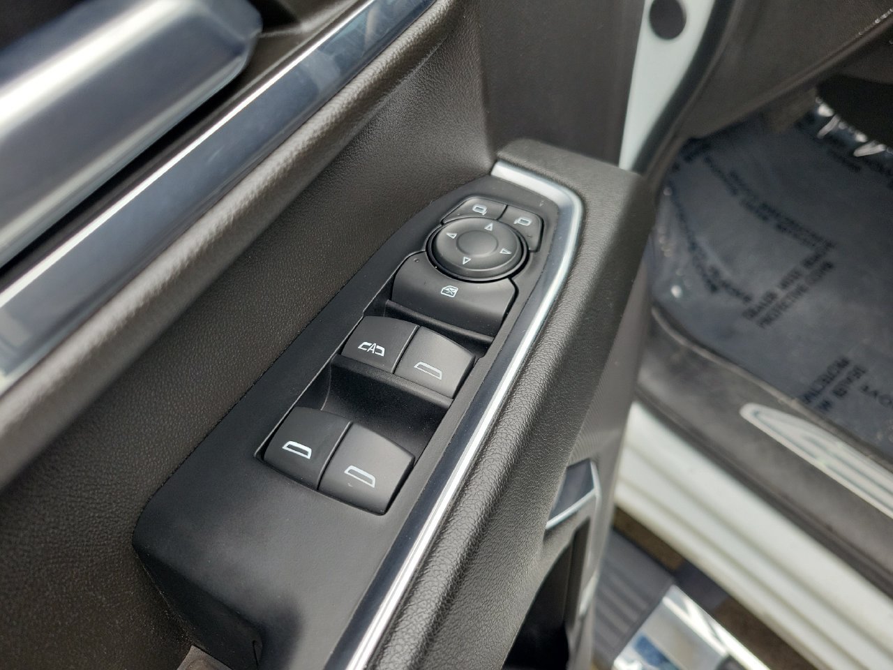 Used 2024 Chevrolet Silverado 2500 LT AWD/4WD image 13