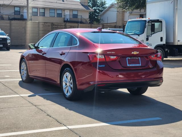 Used 2025 Chevrolet Malibu LT FWD image 3