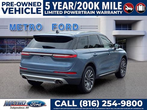 Used 2023 Lincoln Corsair Reserve w/ Equipment Group 202A AWD/4WD image 3