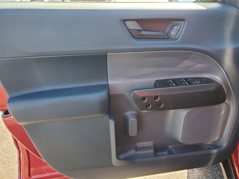 New 2025 Ford Maverick XLT w/ Black Appearance Package image 21