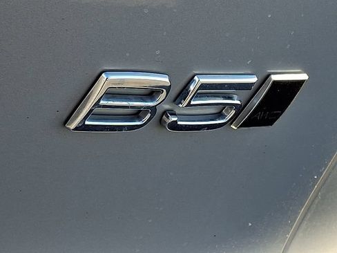 Used 2023 Volvo XC40 B5 Plus w/ Driver Assist Package AWD/4WD image 30
