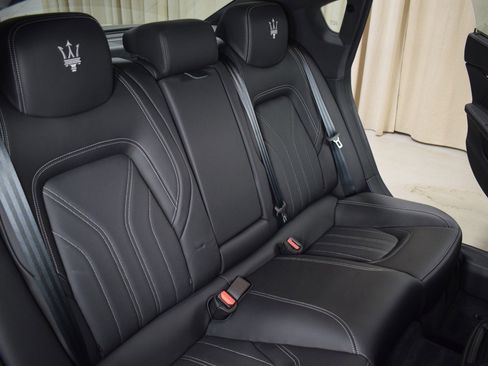 Certified 2022 Maserati Quattroporte Modena Q4 image 19