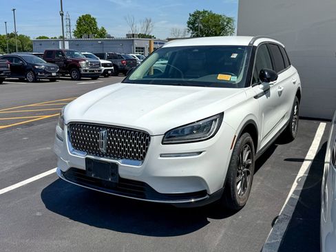 Used 2020 Lincoln Corsair AWD w/ Equipment Group 101A image 3