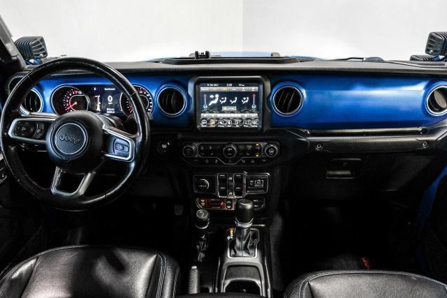 Used 2020 Jeep Gladiator Rubicon AWD/4WD image 18