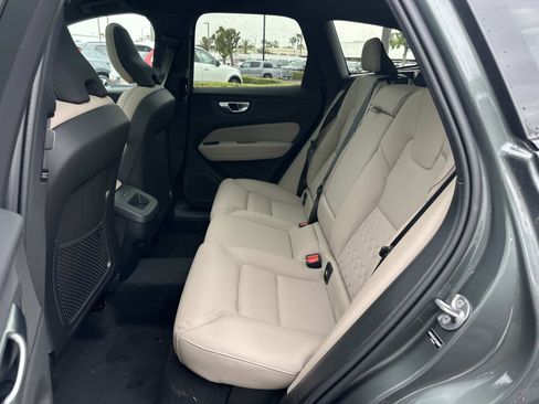 New 2026 Volvo XC60 B5 Core w/ Climate Package image 17