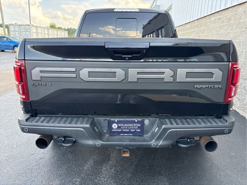 Used 2019 Ford F150 Raptor w/ Equipment Group 802A Luxury image 7