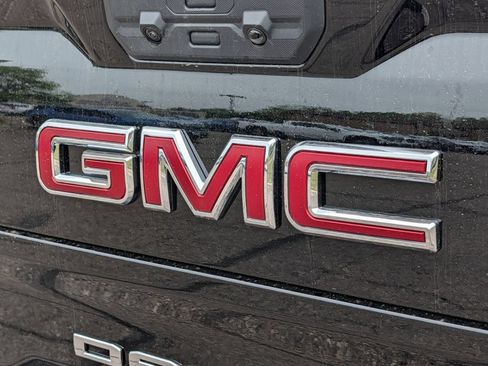 New 2026 GMC Sierra 1500 Denali w/ Denali Reserve Package AWD/4WD image 13