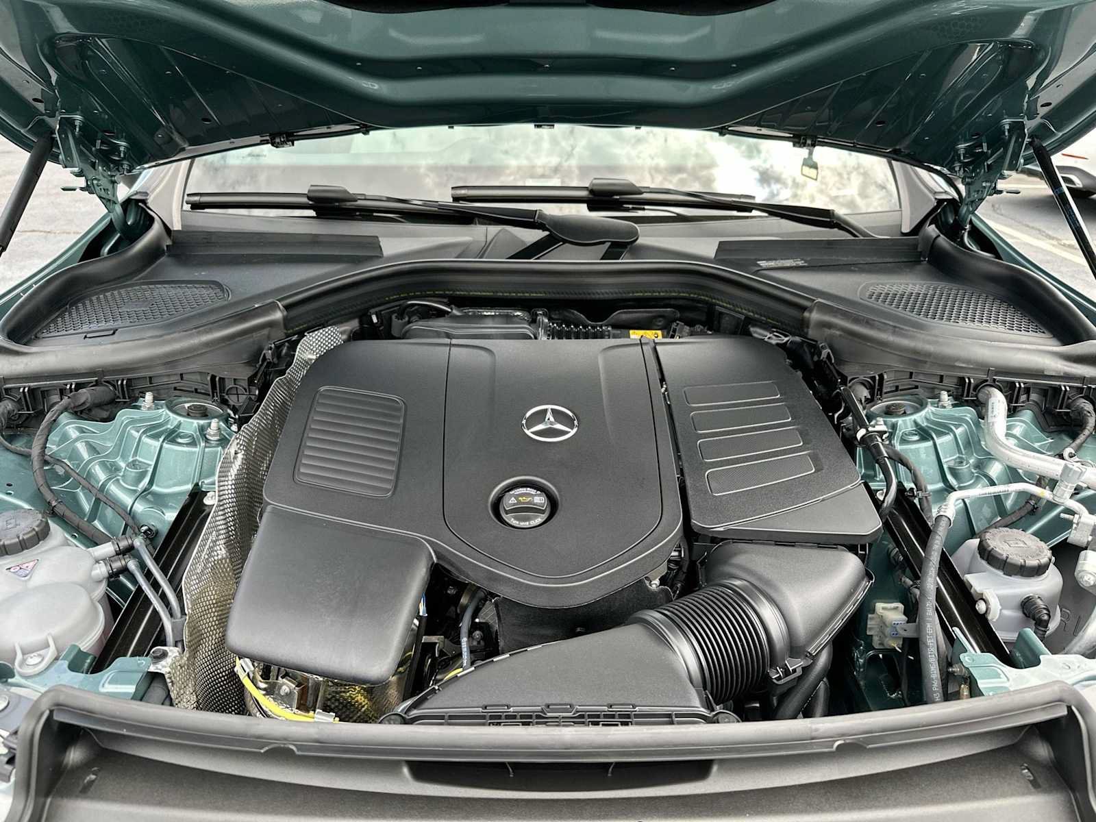 Used 2026 Mercedes-Benz GLC 300 image 31