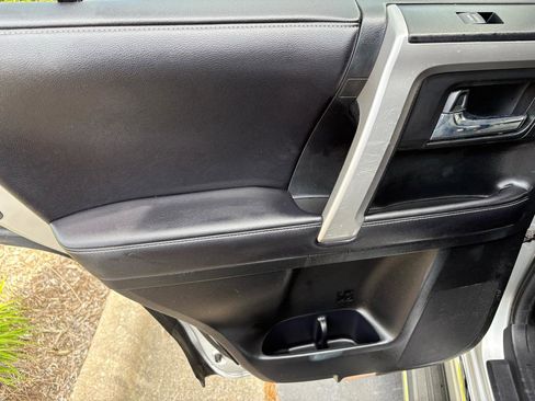 Used 2018 Toyota 4Runner Limited image 21