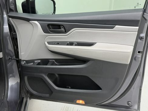 Used 2018 Honda Odyssey EX-L image 12