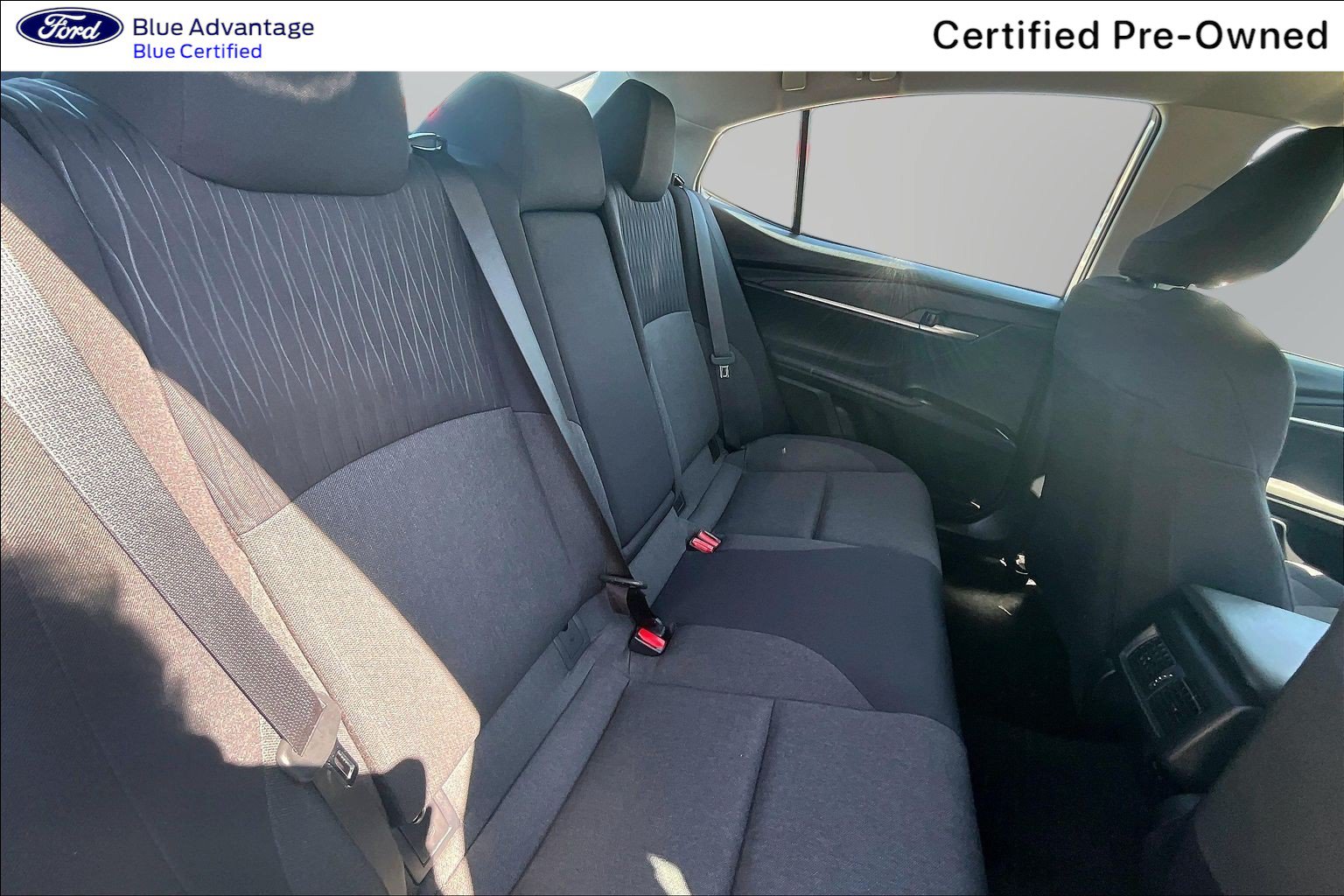 Used 2025 Toyota Camry LE FWD image 17