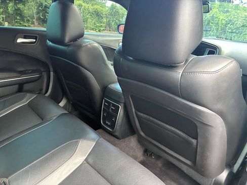 Used 2017 Dodge Charger SXT w/ Plus Group RWD image 20
