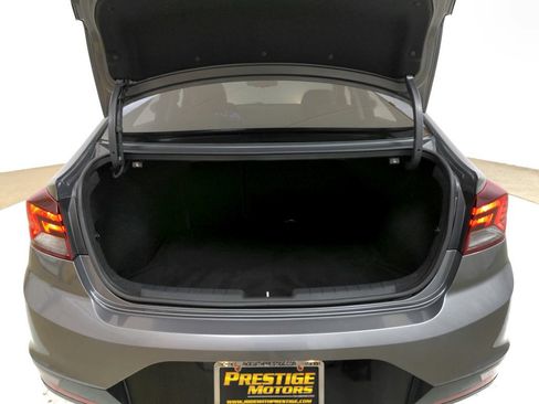 Used 2019 Hyundai Elantra Value Edition FWD image 34