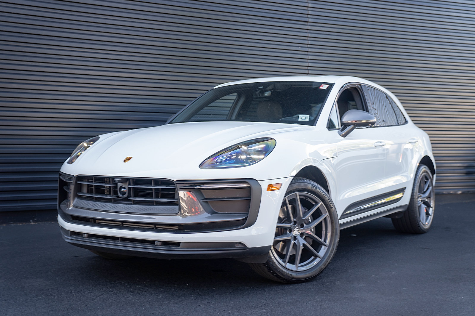 Certified 2026 Porsche Macan T AWD/4WD image 1