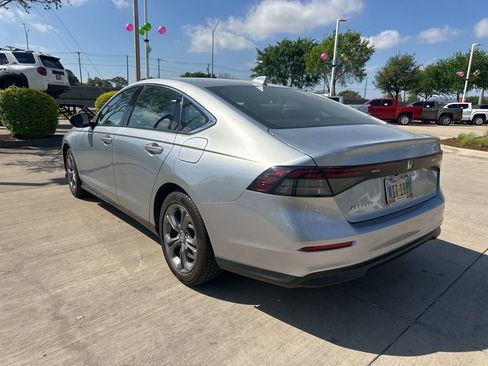 Used 2024 Honda Accord EX image 4