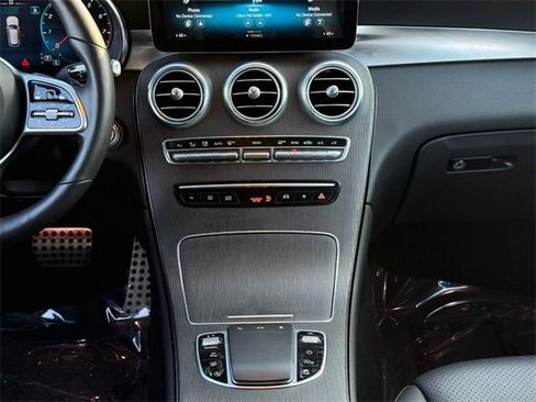 Certified 2022 Mercedes-Benz GLC 300 4MATIC image 16