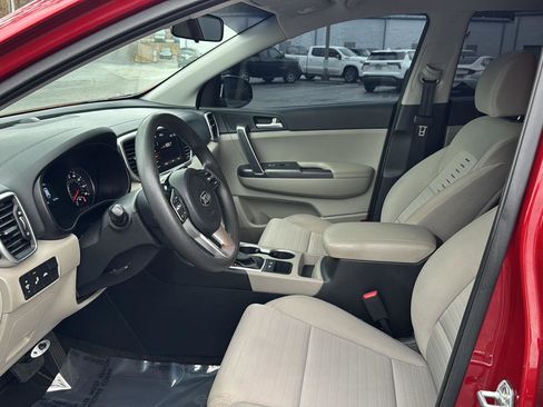 Used 2021 Kia Sportage LX w/ LX Fwd Popular Package image 8