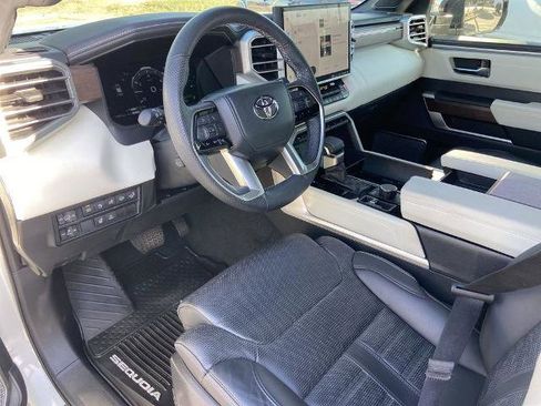 Used 2024 Toyota Sequoia Capstone image 6
