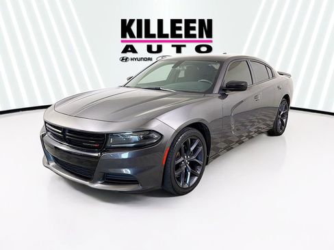 Used 2023 Dodge Charger SXT w/ Blacktop Package RWD image 3