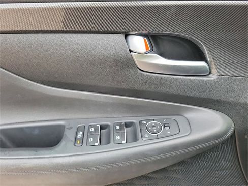 Used 2022 Hyundai Santa Fe XRT image 11