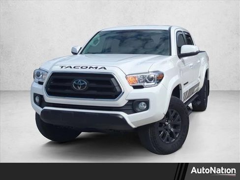 Used 2022 Toyota Tacoma SR5 image 1