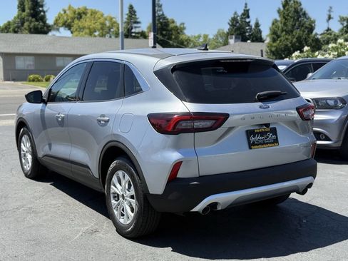 Used 2023 Ford Escape Active w/ Tech Pack #1 FWD image 4