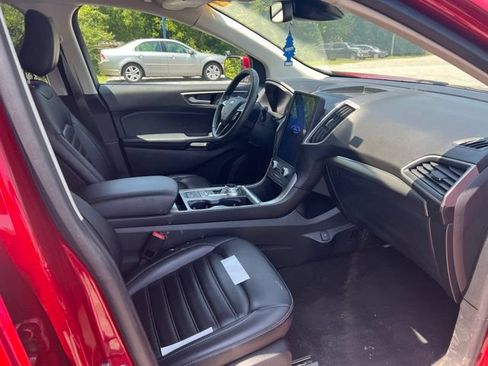 Used 2022 Ford Edge SEL w/ Convenience Package AWD/4WD image 16
