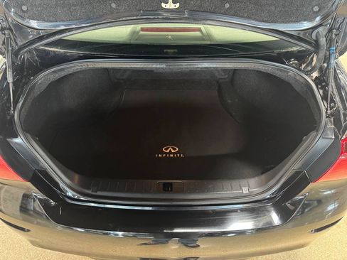 Used 2015 INFINITI Q70 L 3.7 w/ Technology Package AWD/4WD image 13