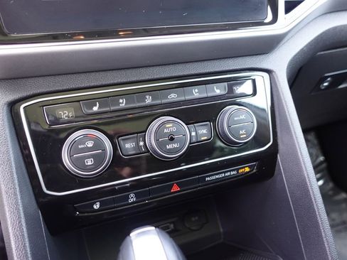 Used 2019 Volkswagen Atlas SEL Premium AWD/4WD image 18