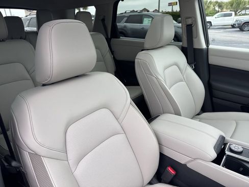 New 2026 Nissan Pathfinder SL w/ SL Premium Package image 23