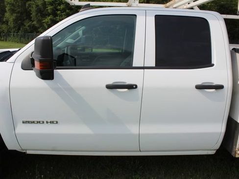 Used 2019 Chevrolet Silverado 2500 W/T w/ WT Convenience Package RWD image 13
