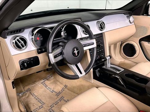 Used 2006 Ford Mustang GT Premium image 13