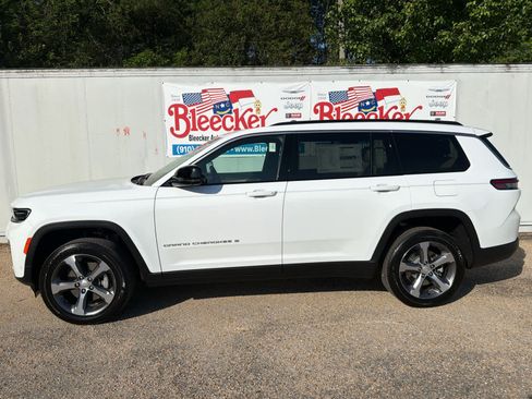 New 2026 Jeep Grand Cherokee L Limited image 7