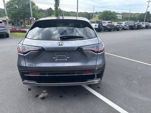 Used 2024 Honda HR-V EX-L image 8