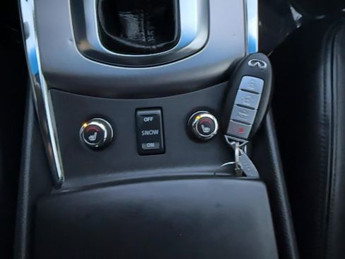 Used 2010 INFINITI G37 x Sedan w/ Premium Pkg image 12