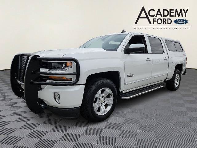 Used 2018 Chevrolet Silverado 1500 LT w/ Texas Edition AWD/4WD image 3