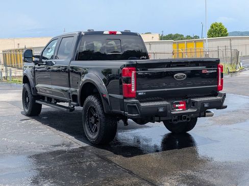 New 2026 Ford F250 Lariat w/ Black Appearance Package AWD/4WD image 4