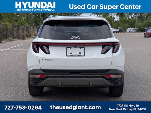 Used 2022 Hyundai Tucson Limited FWD image 4