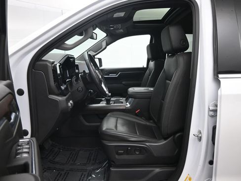 Used 2022 GMC Sierra 1500 SLT w/ SLT Premium Plus Package AWD/4WD image 24