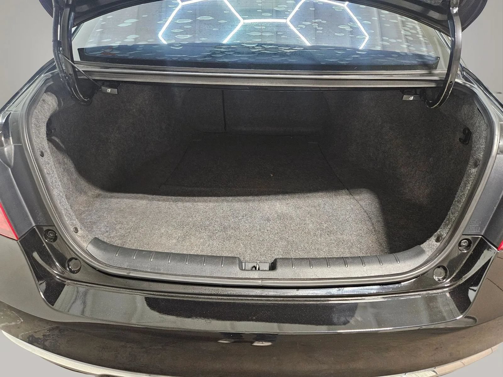 Used 2016 Honda Accord Sport image 19